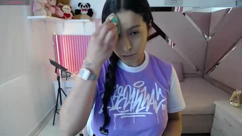 mia_garcia28 online show from January 12, 4:58 pm