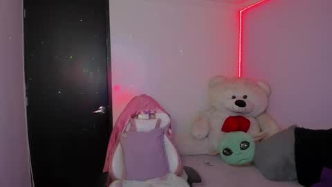 Mia J Abbey online show from December 1, 10:52 pm