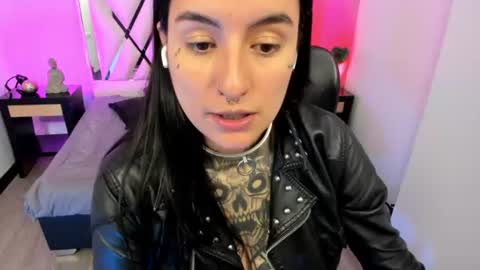 Val  online show from July 10, 4:39 am