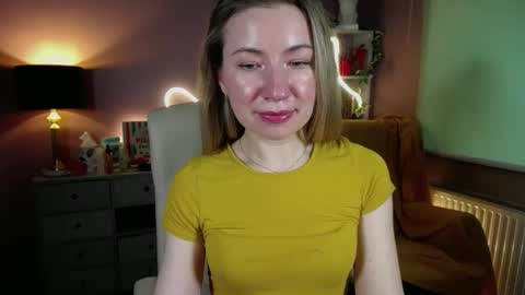 Mia online show from March 9, 2:32 pm