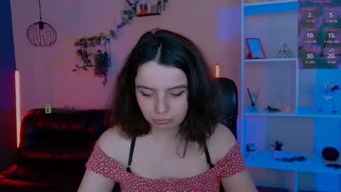 mia_mooon_ online show from May 30, 9:19 am