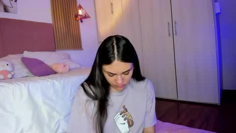 Mia Nevaeh - follow me online show from May 31, 6:09 pm