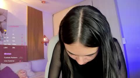 Mia Nevaeh - follow me online show from June 5, 8:47 pm
