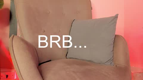 Snapshot of mia_ravenn chatting on December 30, 11:28 pm Mia online show from December 30, 11:28 pm