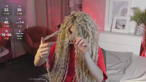 Mia online show from December 23, 6:30 am