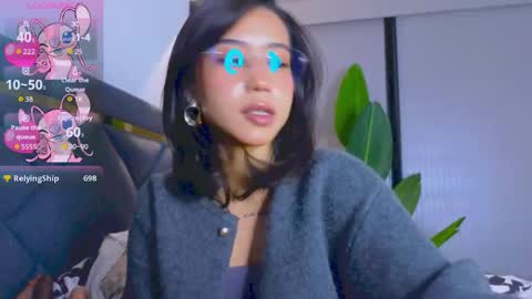 Mia online show from November 14, 5:48 pm