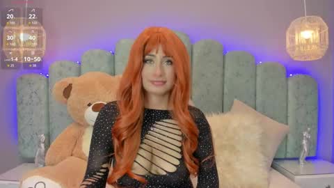 Mia online show from November 7, 2:30 pm