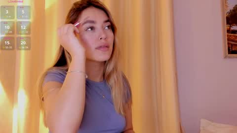 Mia White  online show from April 9, 1:17 pm