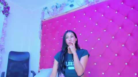 miaa_davis_ online show from March 29, 2:57 am