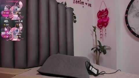 Miaa Foxx online show from March 21, 7:18 pm