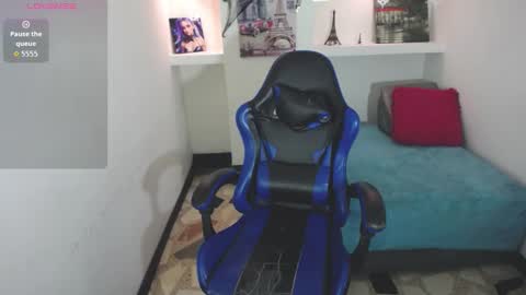       online show from November 4, 1:12 pm