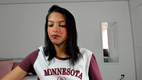 Snapshot of miaa_z chatting on January 18, 12:36 pm Miaa online show from January 18, 12:36 pm