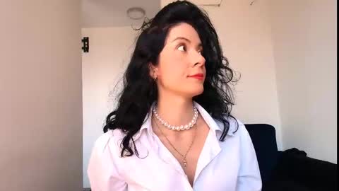 miabeautyxxx online show from February 28, 2:21 pm