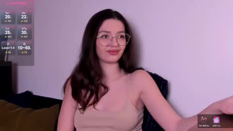 mia online show from March 11, 7:06 pm