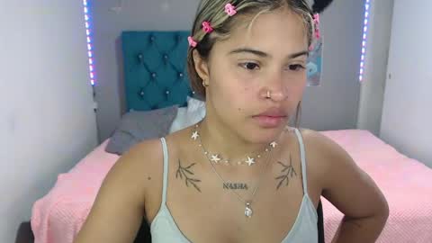 miacumgirl online show from June 1, 12:17 pm
