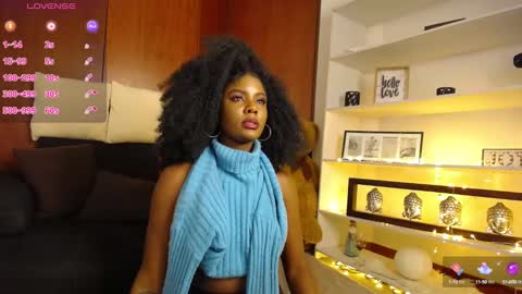 Snapshot of miaderail chatting on February 19, 12:14 am Sofi online show from February 19, 12:14 am