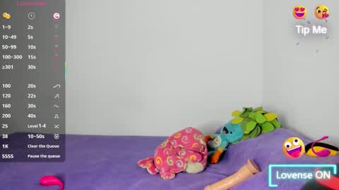 miagomezx online show from March 28, 7:15 pm