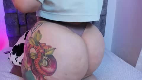 miah new independent model acount online show from November 14, 2:25 am