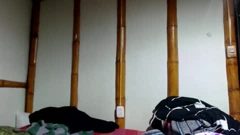 Mia  Sam online show from April 2, 5:09 pm