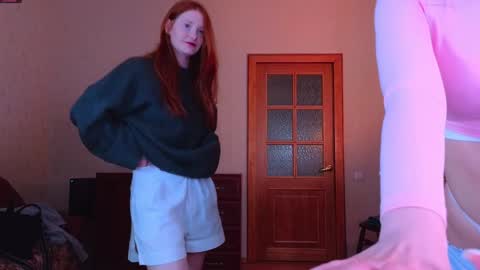 milanaaaa online show from January 24, 11:12 pm