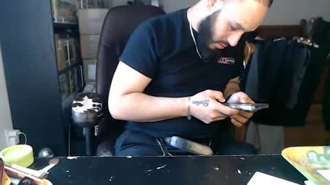 Mark online show from February 25, 8:23 pm