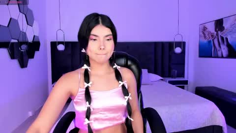 Call me Mia  online show from May 29, 7:34 pm