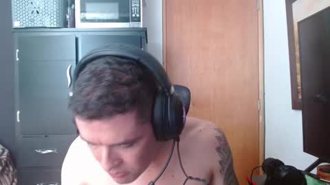 Snapshot of miaou_miaou chatting on February 23, 4:13 pm miaou_miaou online show from February 23, 4:13 pm