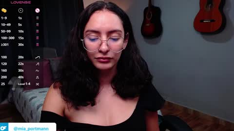 MIAPORTMANN online show from December 29, 12:34 pm