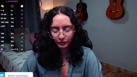 MIAPORTMANN online show from January 9, 12:19 pm