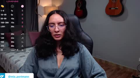 MIAPORTMANN online show from January 20, 3:28 pm