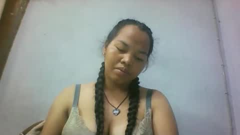 miarii online show from March 25, 10:11 am