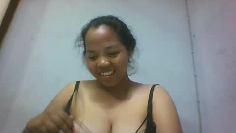 miarii online show from March 6, 6:29 pm