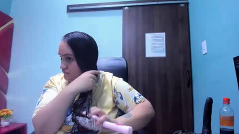 MiaRouse online show from March 1, 3:22 am