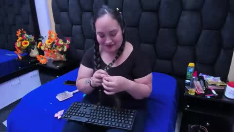 MiaRouse online show from January 14, 3:53 pm