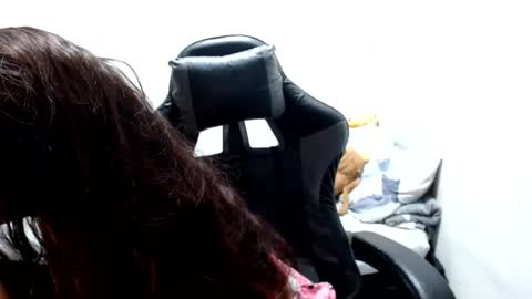 mia online show from July 2, 1:14 am