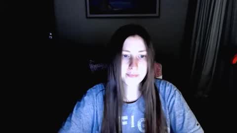 LuckyMia online show from April 5, 11:02 pm