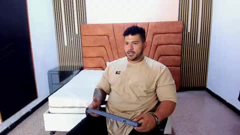 MICHAEL online show from September 29, 7:57 pm