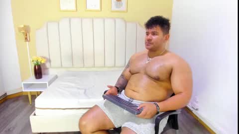 MICHAEL online show from October 4, 10:07 pm