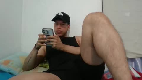 Michael Jones Modelo Independiente online show from October 29, 3:08 am