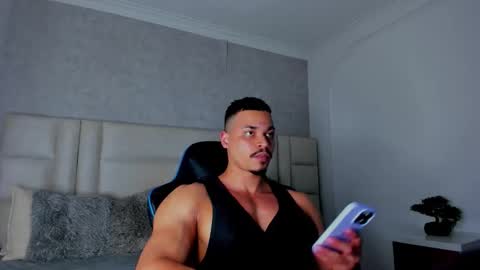 Michael online show from October 28, 5:08 am