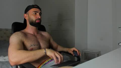 MichaelEvansx online show from May 9, 11:11 pm