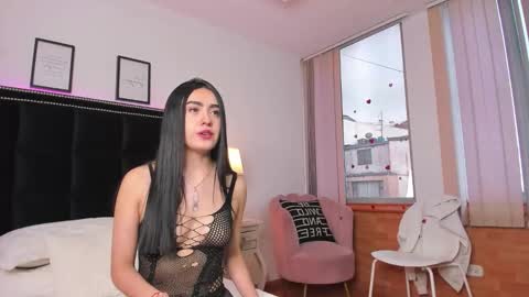 michel_owens online show from March 2, 12:34 pm