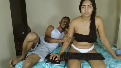 Snapshot of micheldelatorre69 chatting on January 23, 11:36 pm MichelandDavid online show from January 23, 11:36 pm