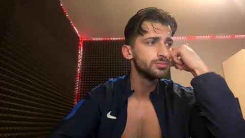 michelemagnetico online show from December 14, 11:00 pm