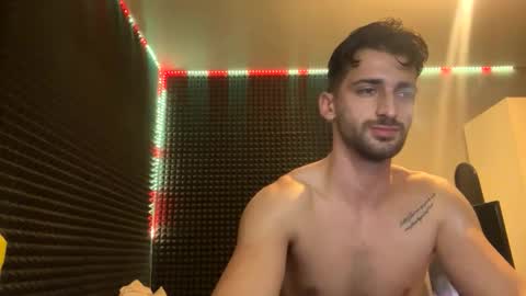 michelemagnetico online show from November 9, 10:45 pm