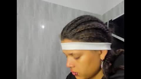 michell_rs online show from March 9, 1:25 am