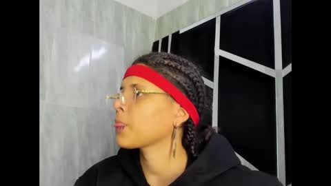 michell_rs online show from March 12, 7:24 am