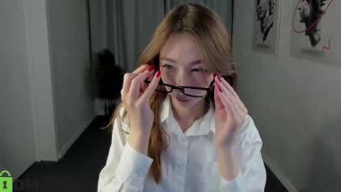 Michelle online show from October 3, 1:04 am