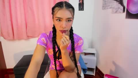 Snapshot of michelle_se chatting on March 11, 12:06 pm Michelle online show from March 11, 12:06 pm