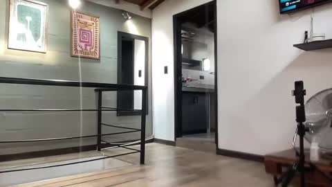 Aaron online show from March 17, 9:53 pm